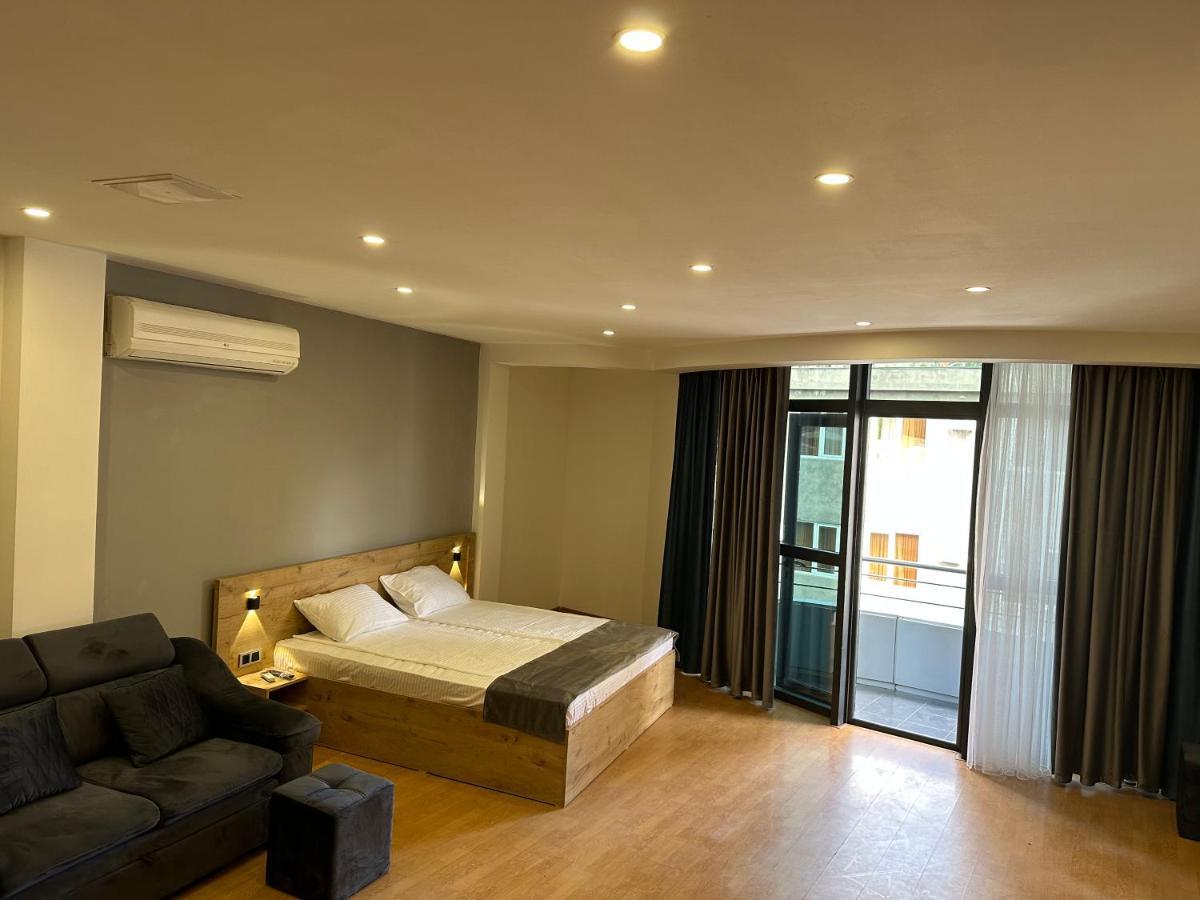 Friendly Hotel Erywań Zewnętrze zdjęcie