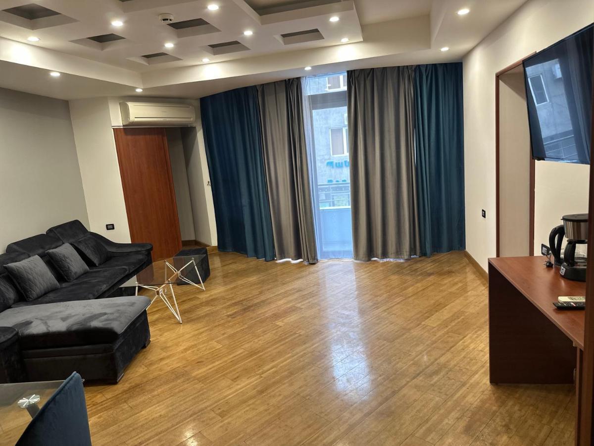 Friendly Hotel Erywań Zewnętrze zdjęcie